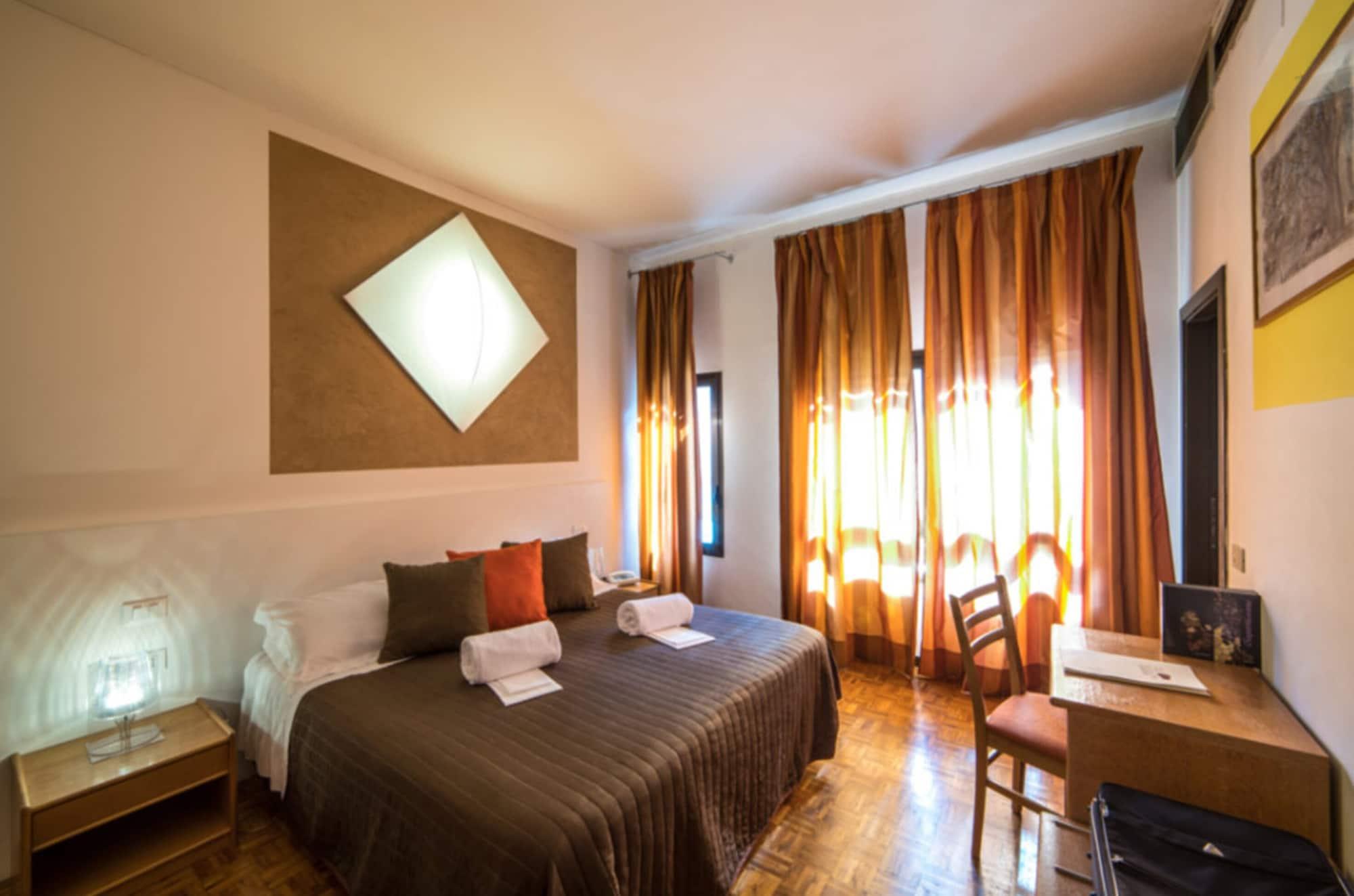 Hotel La Vecchia Cartiera Colle di Val d'Elsa Exterior foto